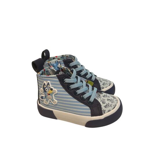 NWT Bluey Toddler Sneakers  size 6 - Picture 1 of 6